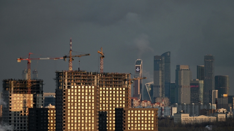 Минстрой: в России строится более 146 миллионов квадратных метров жилья