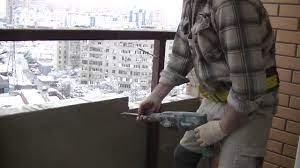 Как правильно выполнить демонтаж балкона?
