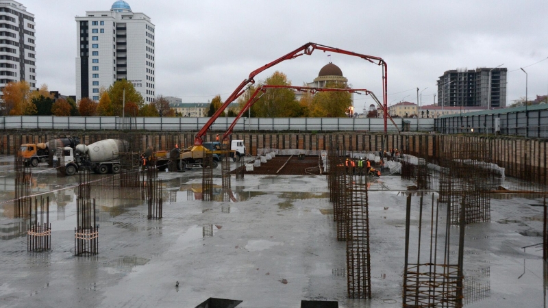 Фундамент нового ледового дворца залили в Нижнем Новгороде